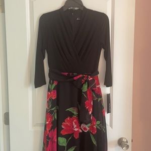 NWT Chetta B Women’s Black Floral print
maxi dress!